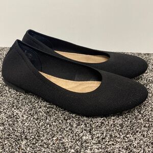 Old Navy Black Flats Size 8